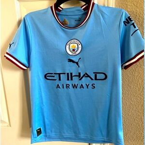 Boys Manchester City soccer jersey size 10/12 like new